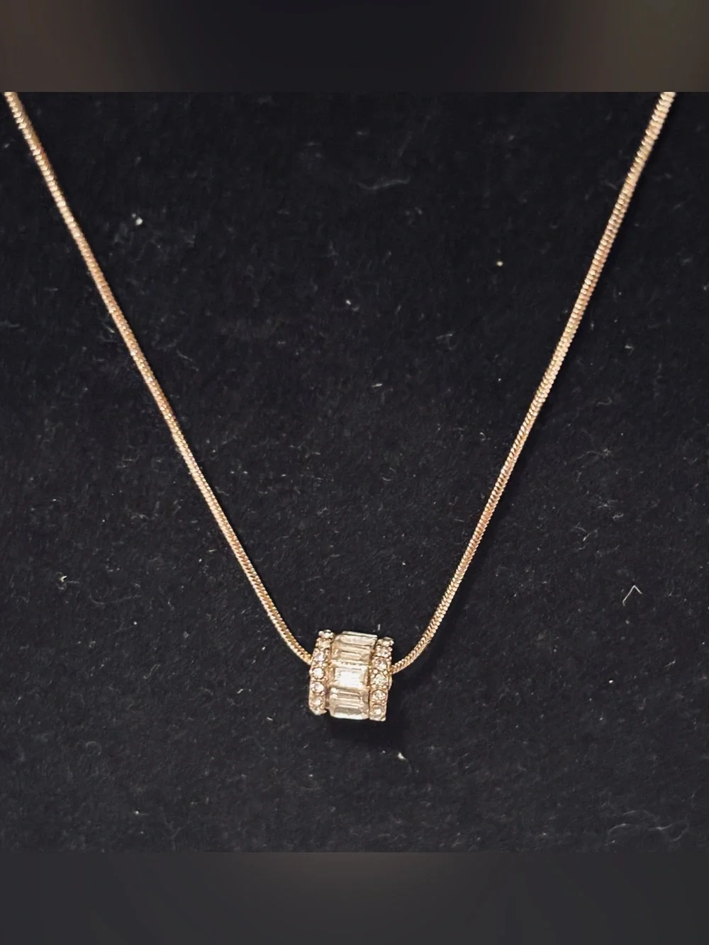 GUESS Gold Toned Stainless Steel Cylindrical Pendant & Zircon Necklace NWT